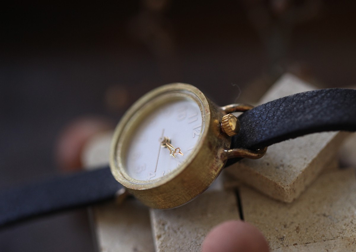 SNOW BRASS | JOIE INFINIE DESIGN 手作り腕時計